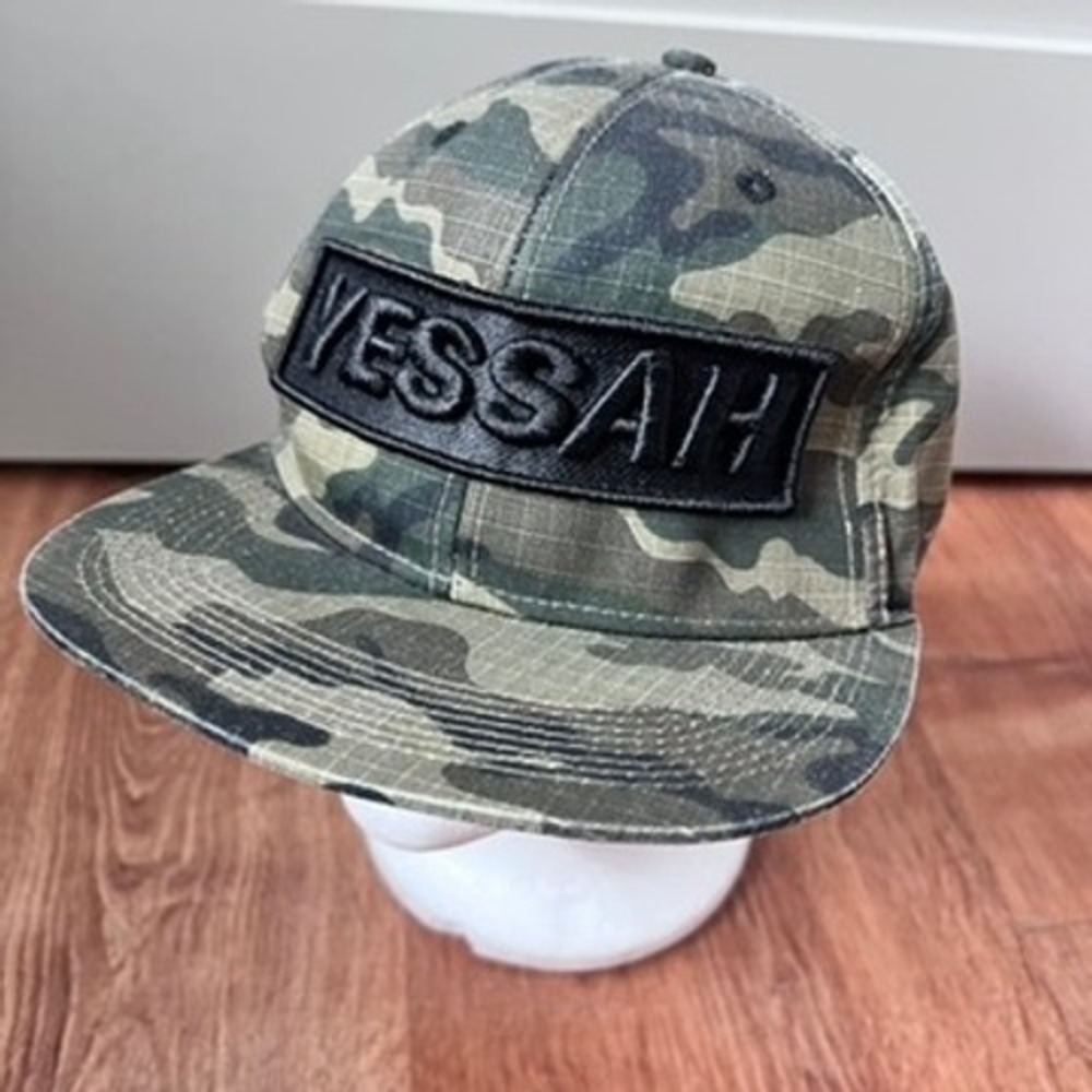 Double Portion Supply YESSAH Hawaii Snapback Men OSFM Green Camo Ripstop Hat